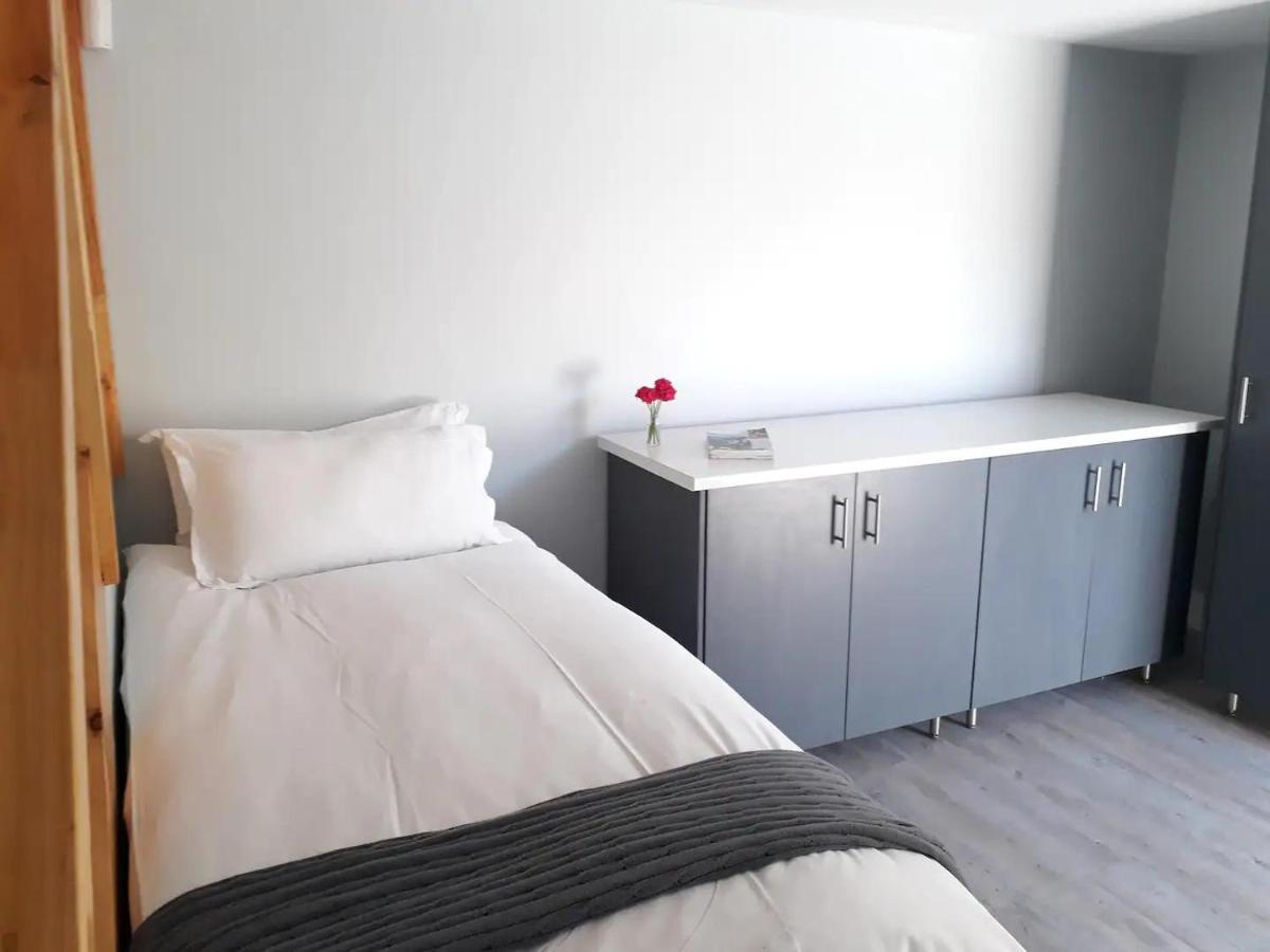 Rosmead Apartment 칼크 베이 외부 사진